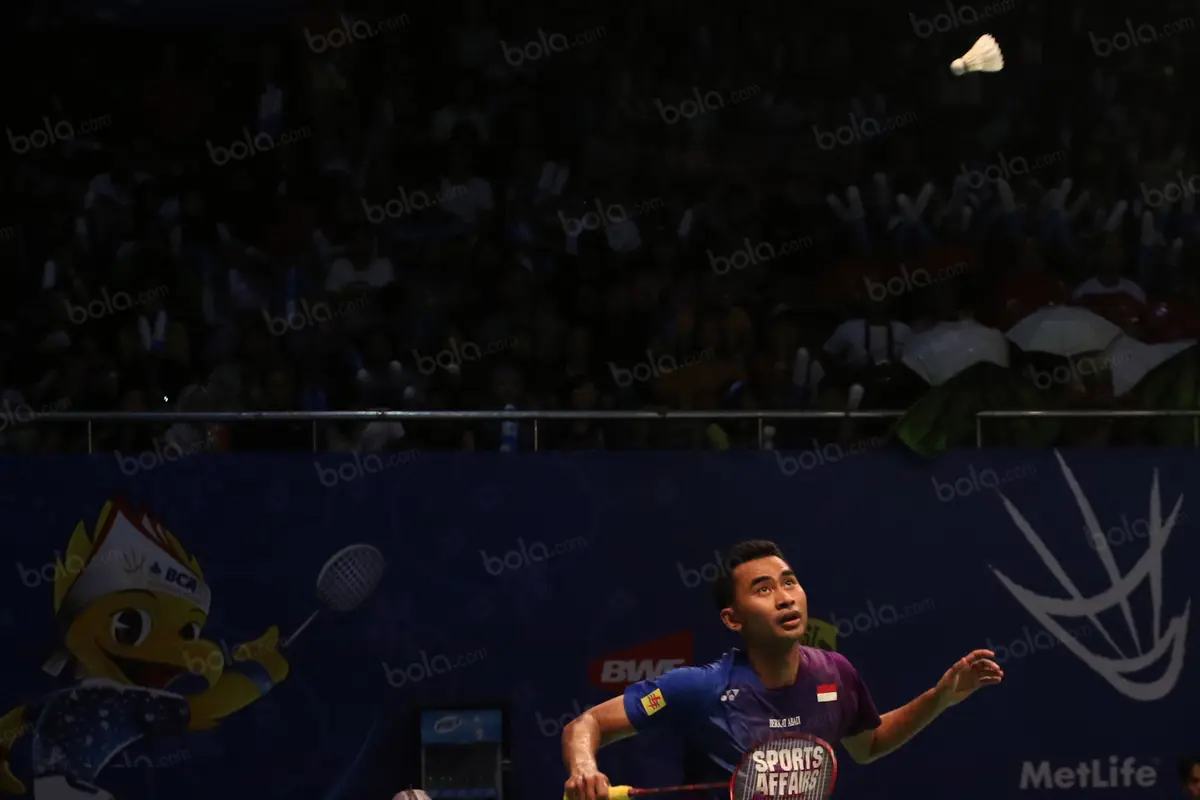 Aksi Pemain Indonesia di Ajang Indonesia Open 2016