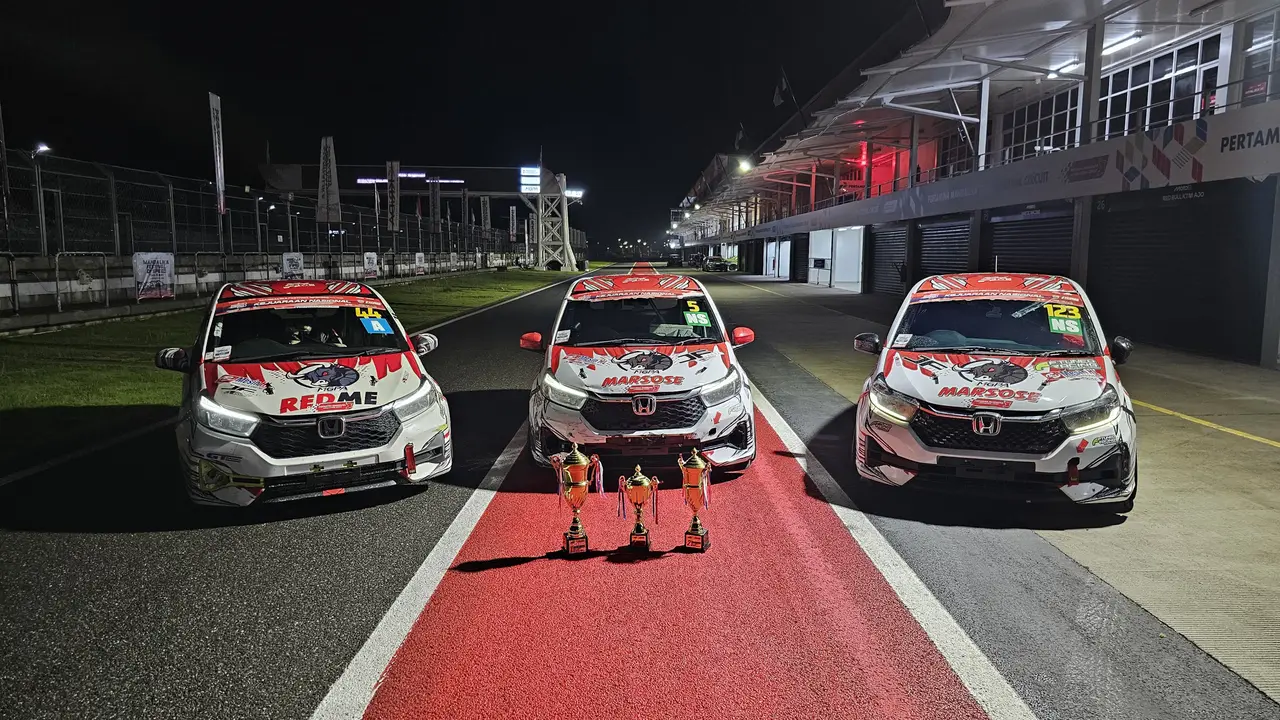 Banteng Motorsport juara di seri final kejuaraan balap mobil Indonesia Touring Car Championship (ITCR) 2025.