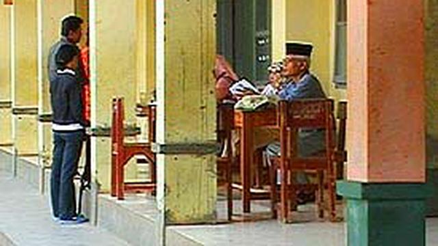 Madrasah Tsanawiyah Negeri Memungut Biaya Pendaftaran News