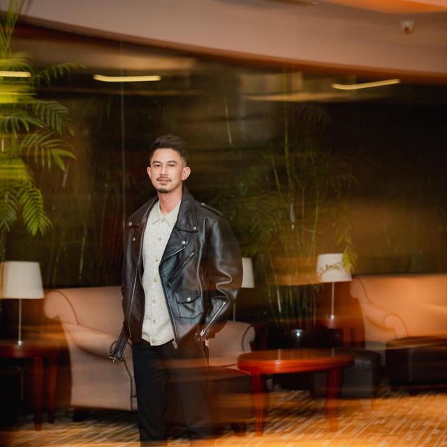 6 Potret Fandy Christian Hadiri Gala Premiere Film, Hindari Pertanyaan Wartawan