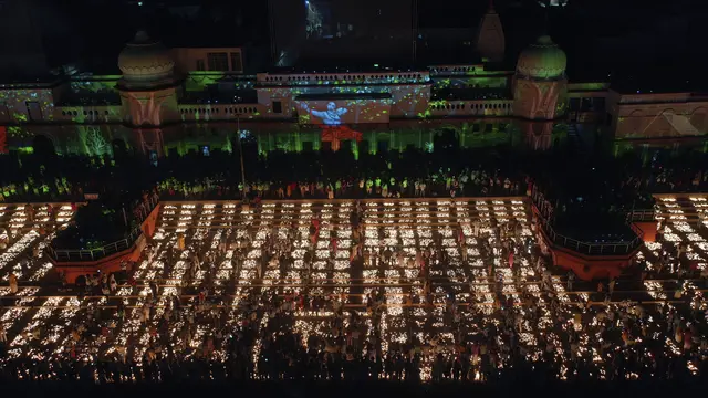Kota Ayodhya Pertahankan Rekor Guinness Nyalakan 900.000 Lampu Minyak