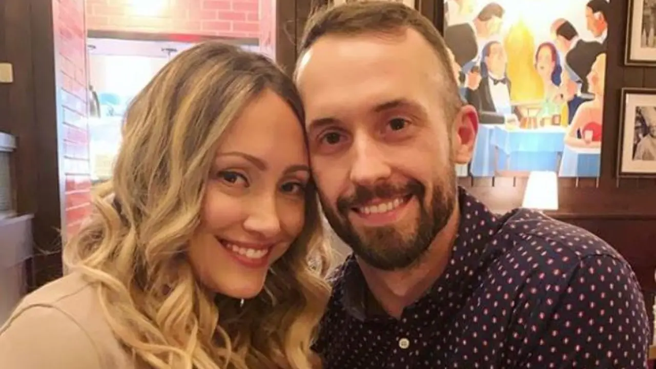 YouTuber Myka Stauffer dan suaminya, James
