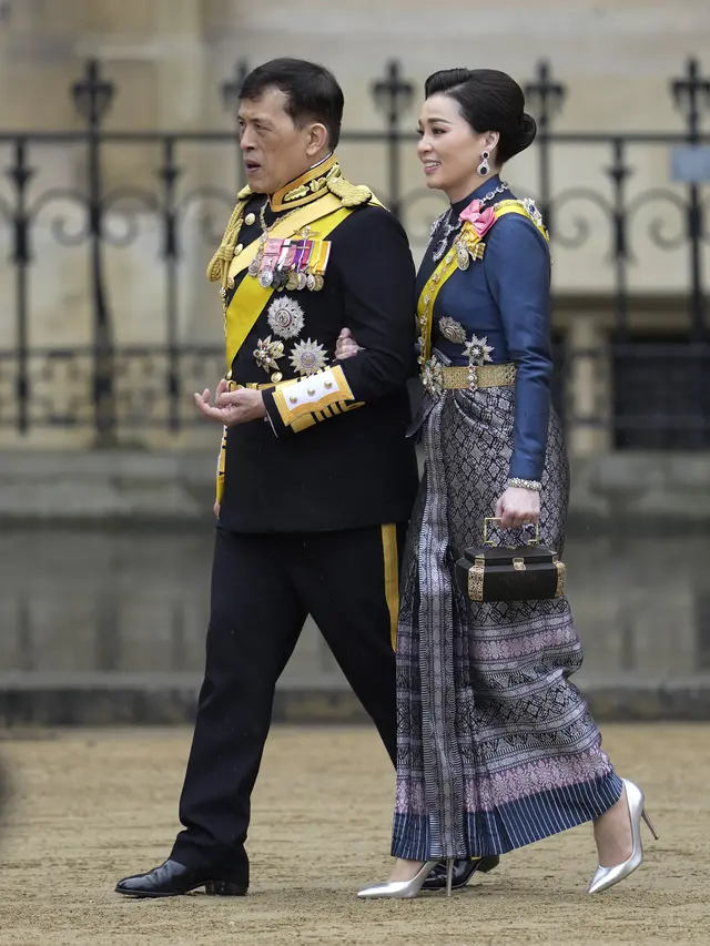 Raja Thailand Maha Vajiralongkorn dan Ratu Thailand Suthida