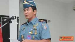 Citizen6, Surabaya: Kobangdikal mengelar pelatihan pengoperasian material khusus TCMS bagi prajuirt korps pelaut di Pusat Latihan Elektronika dan Pengendalian Senjata (Puslatlekdalsen), Senin (3/9). (Pengirim: Penkobangdikal)