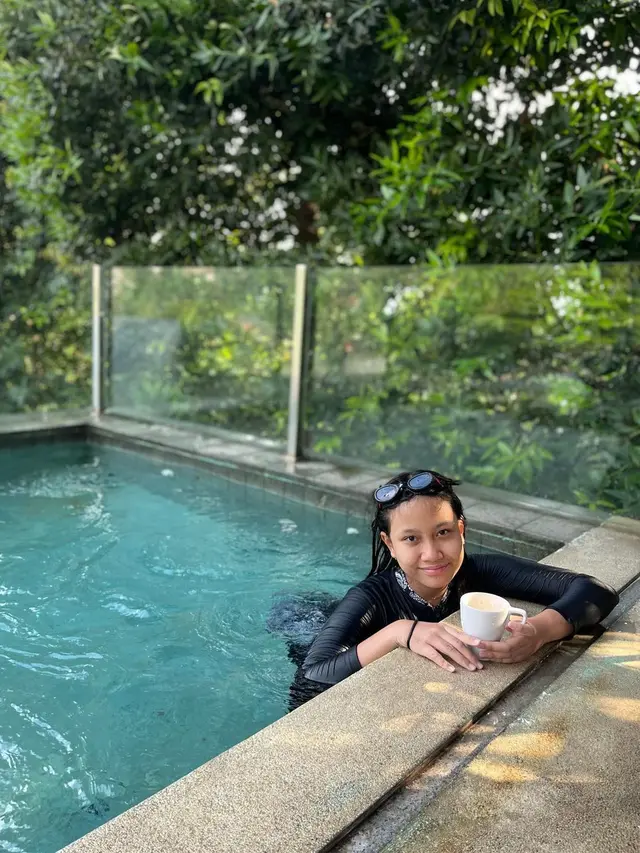 Intan Nuraini saat liburan seru dan menyenangkan.