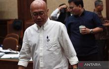 Tiga Terdakwa Kasus Suap dan TPPU CPO Dituntut 9-17 Tahun Penjara
