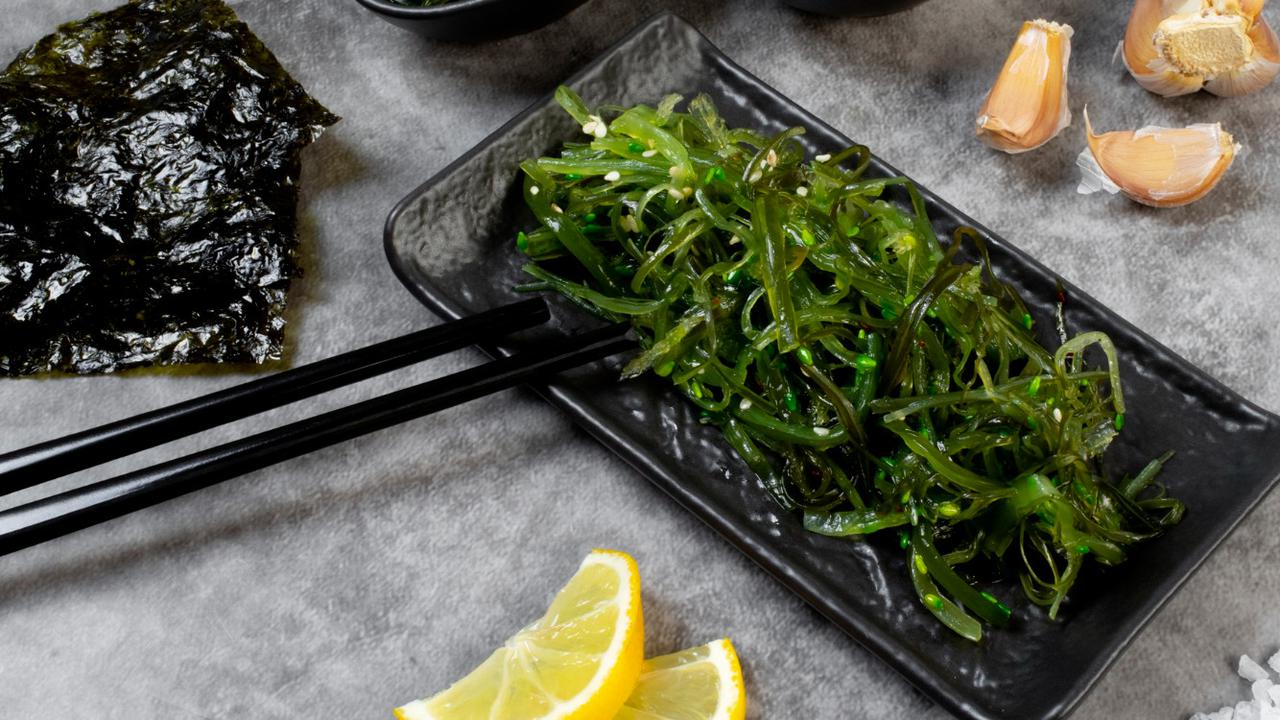 Apakah Rumput Laut Benar-benar Superfood Ideal? Menimbang Manfaat dan Risiko