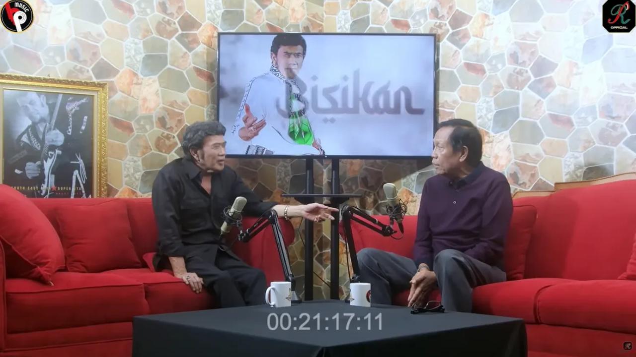 Di sela tugas, Tarzan mendapat rehat untuk berekreasi. Dia pun sempat berkunjung ke tempat penyair terkenal, Khalil Gibran.
