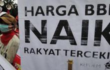 Tolak BBM naik, mahasiswa sandera truk tangki