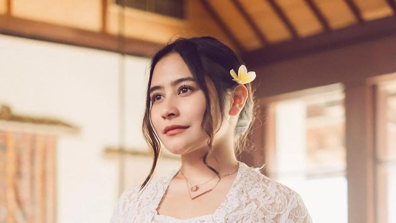 Prilly Latuconsina. (Foto: Instagram @prillylatuconsina96)
