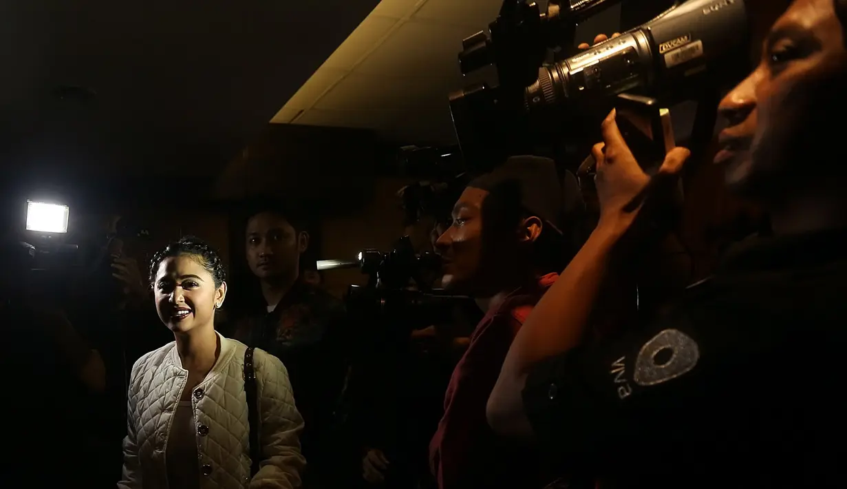 "Yang kedua kalau tiba-tiba asal main videoin terus kemudian dikata-katain monyet itu kan enggak banget," lanjutnya. (Bambang E Ros/Bintang.com)