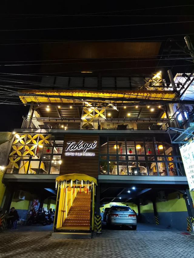 12 Rekomendasi Tempat Makan Enak di Dekat Pelabuhan Tanjung Perak Surabaya 2025, Wajib Dicoba