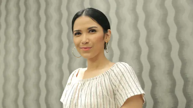 [Bintang] Dinda Kanya Dewi