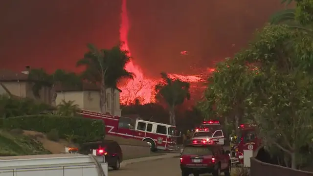 Fenomena Cuaca Langka Aneh, dari Hujan Kodok Hingga Tornado Api