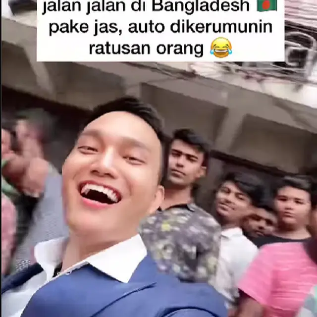 Pria Indonesia Berpakaian Rapi di Bangladesh Sampai Dikira Selebriti hingga Dimintai Foto