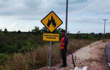 Pemkab Natuna Intensifkan Pencegahan Karhutla dengan Rambu Peringatan dan Posko Siaga