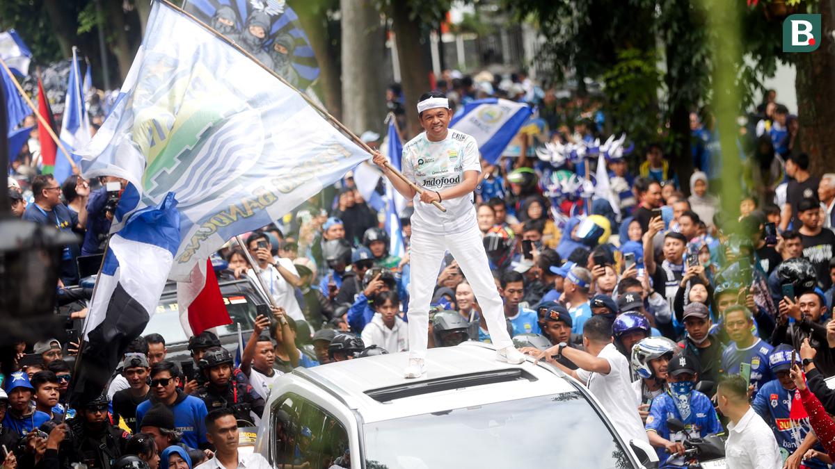 Gubernur Jawa Barat, Dedi Mulyadi Bagikan Bonus Rp 1 Miliar untuk Persib yang Juara BRI Liga 1 Musim Ini: Dari Kocek Pribadi!