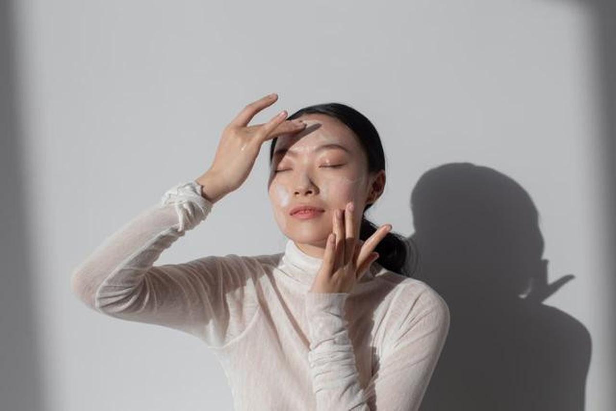13 Kesalahan dalam Memakai Sunscreen yang Bikin Kulit Tetap Terpapar UV