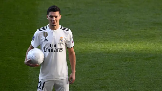 Top 10 Transfer Pemain Sepak Bola Eropa Paruh Musim 2018/19