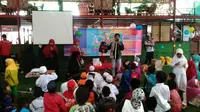 Relawan RZ (Rumah Zakat) menggelar Indonesia Mendongeng Jilid 4 yang dilaksanakan serentak di 14 kota di Indonesia