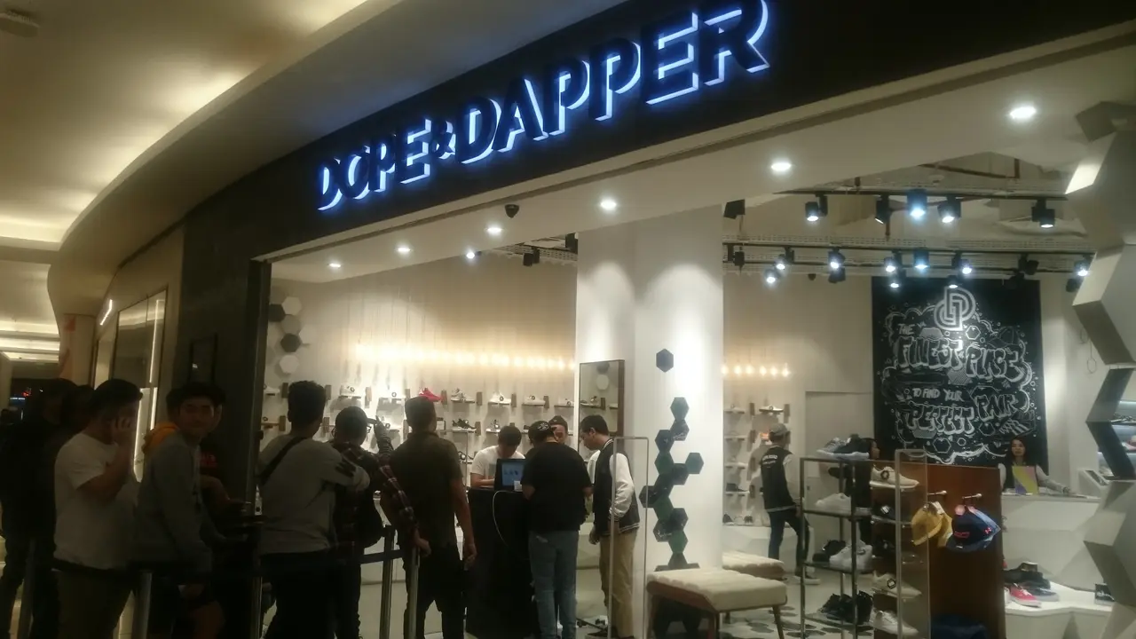 Vans Luncurkan Koleksi Baru, Antrean Mengular di Dope and Dopper