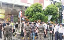 Satpol PP Tertibkan Jukir Liar di Blok M Square, 6 Orang Diamankan