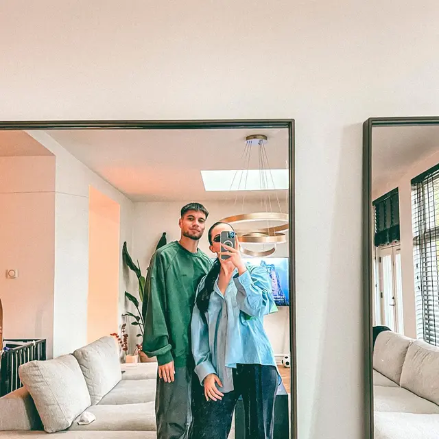 6 Potret Pemain Naturalisasi Timnas Kevin Diks Bareng Istri dan Anak, Dikira Netizen Belum Nikah