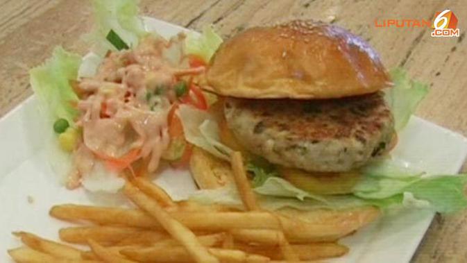 Video Nikmatnya Burger Irisan Daging Bebek News Liputan6 Com