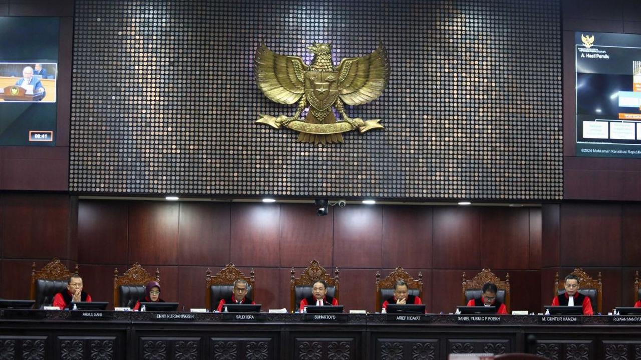 Selain itu juga, menurut Alimudin, pihaknya akan terus menggaungkan perubahan sehingga berharap agar Anies Baswedan ada di jalur perubahan dan tidak tergoda oleh sesuatu hal.