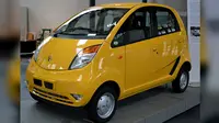 Mobil Tata Nano yang dijuluki sebagai "Mobil Rakyat" (Creative Commons)