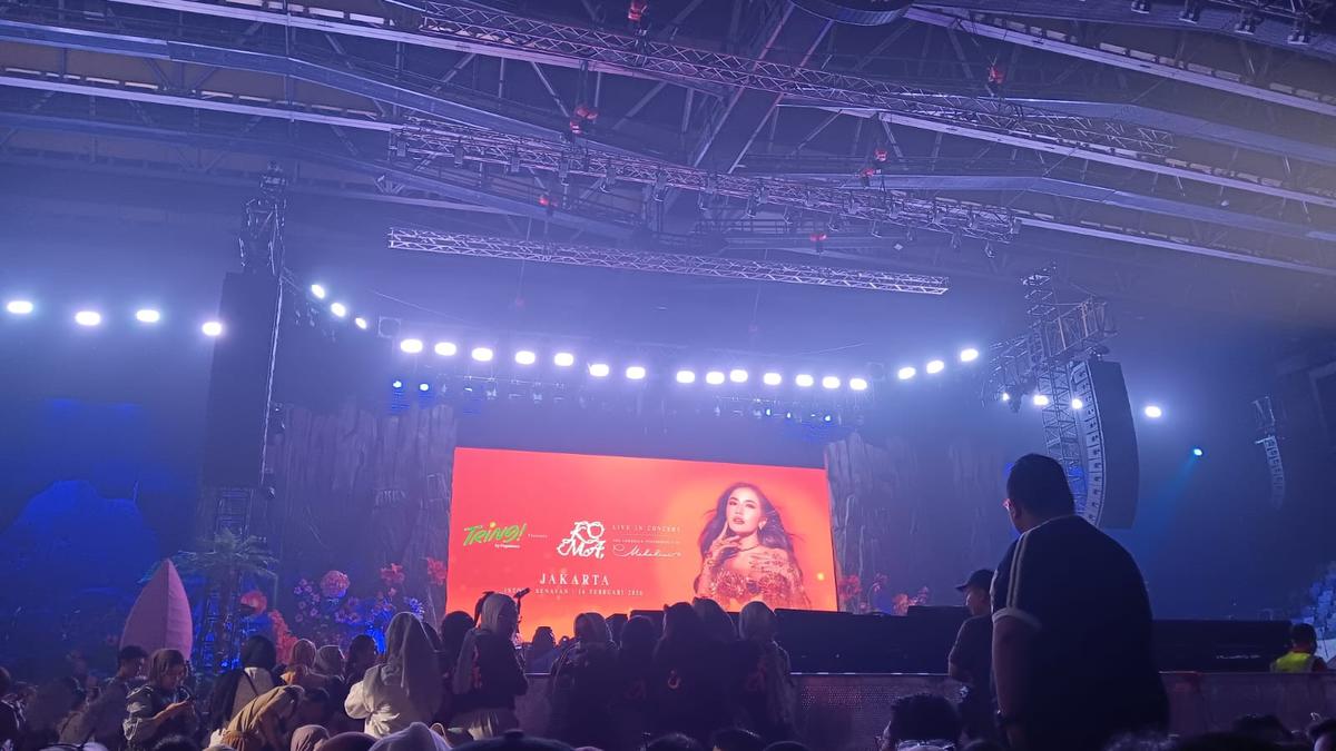 Penuh Haru! Mahalini Sampaikan Rasa Syukur kepada Fans Saat Penampilan di Koma Live in Concert