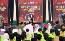 Debat Pilgub Jatim: Khofifah Pamer Ratusan Penghargaan Khofifah, Luluk Sindir soal Kantor Pemprov Digeledah KPK