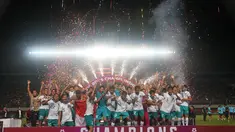 Para pemain Timnas  Indonesia U-16 merayakan juara Piala AFF U-16 2022 usai mengalahkan Vietnam pada Final Piala AFF U-16 2022, Stadion Maguwoharjo, Sleman, Jumat (12/8/2022).  Timnas Indonesia U-16 menundukkan Vietnam dengan skor tipis 1-0. (Foto:Dok PSSI)