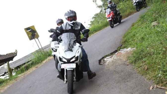 Mencoba Honda ADV150 di Pulau Dewata dalam World Premiere Riding Experience Honda ADV150 (AHM).
