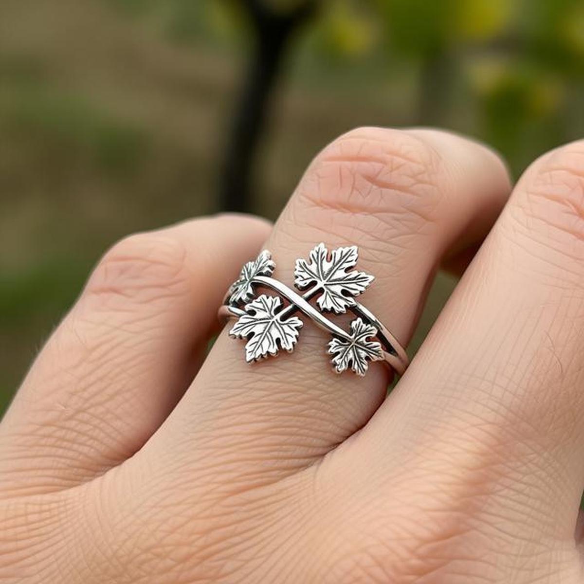 7 Cincin Model Daun Anggur yang Cantik dan Estetik untuk Koleksi Perhiasanmu di 2025