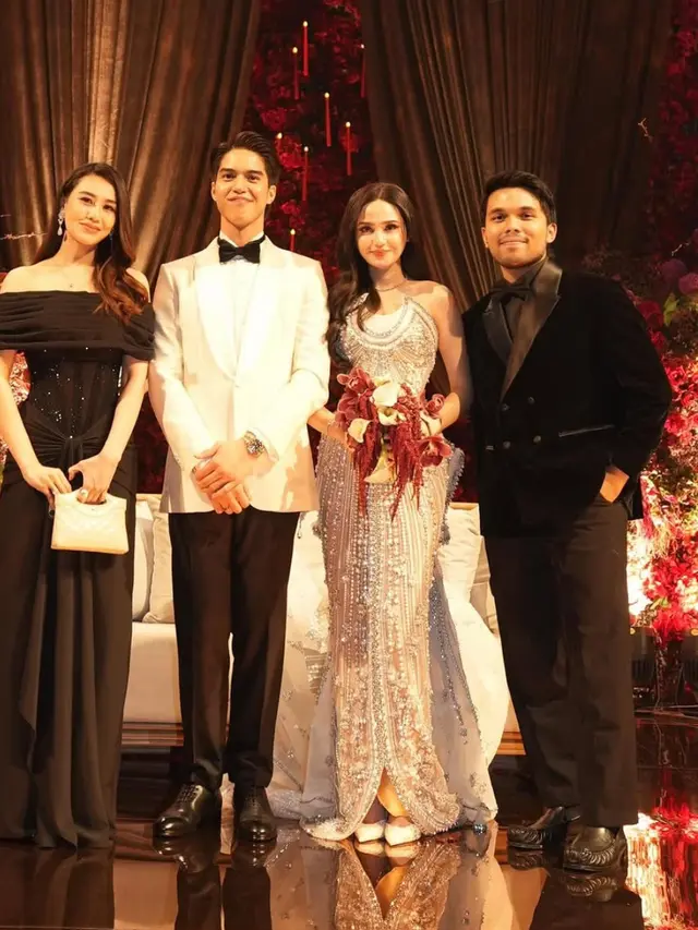 Aaliyah Massaid saat Resepsi El Rumi dan  Syifa Hadju. [@aaliyah.massaid]