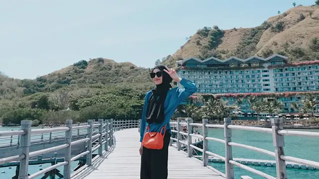 FOTO: Bersama Buah Hati, Momen Liburan Alyssa Soebandono dan Dude Harlino ke Labuan Bajo