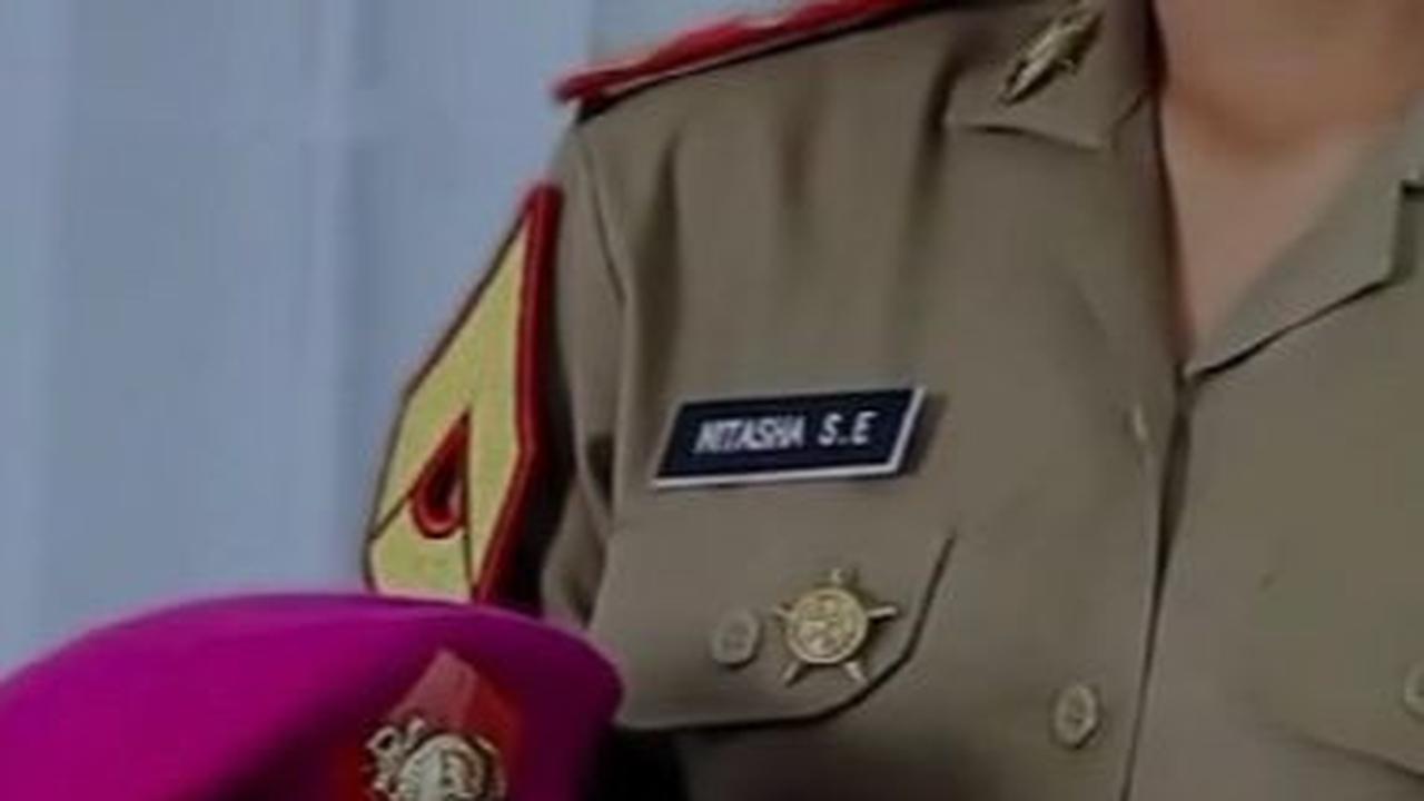 Potret Letkol TNI Edy Effendi bareng Putri