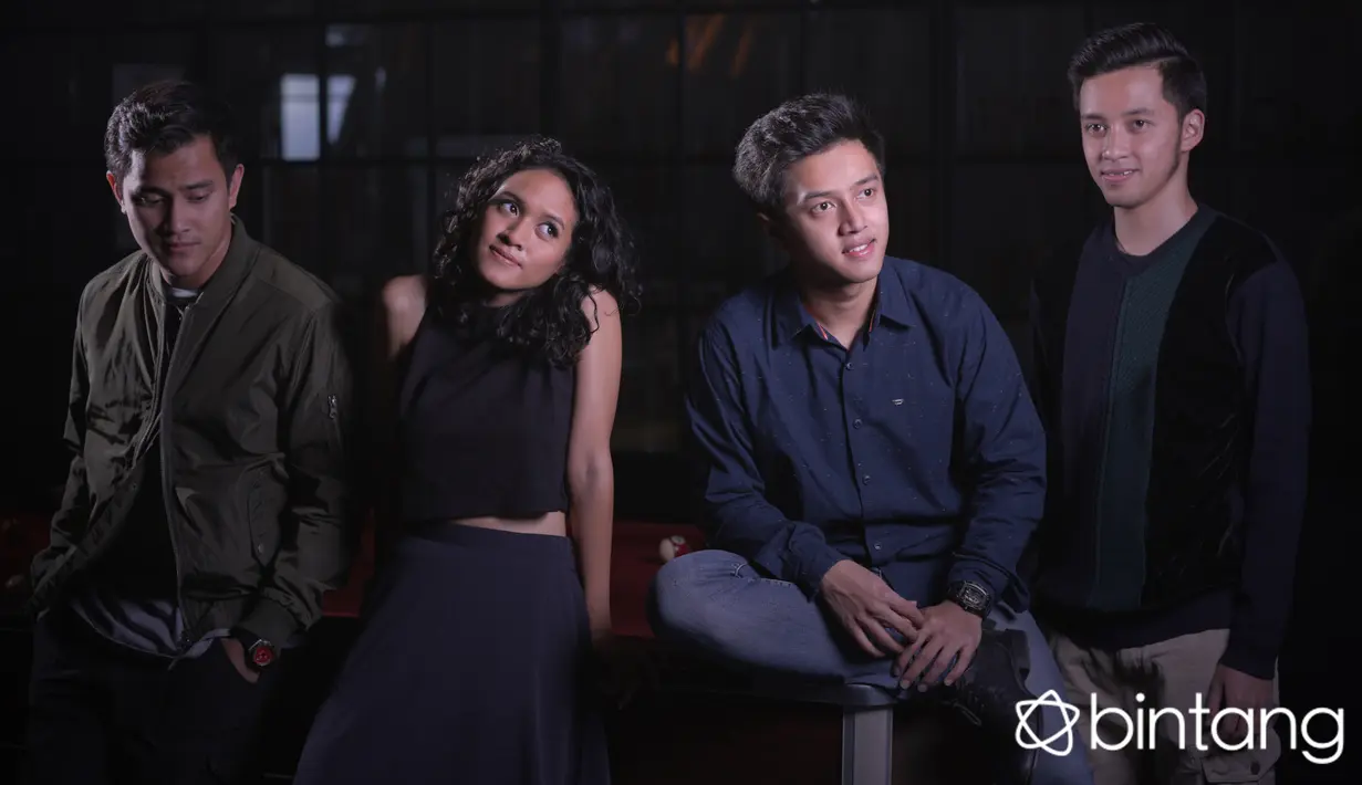 Band pelantun ‘Siapkah Kau Tuk Jatuh Cinta Lagi’ ini juga membuat video di Eropa selain menjalankan misi budaya. Video ini ke depannya mungkin akan dibuat video klip namun tidak secara komersil. (Febio Hernanto/Bintang.com)