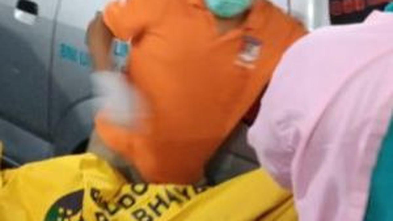 Mayat Korban Mutilasi Tanpa Kepala Ditemukan Terbungkus Karung di Sungai Jombang