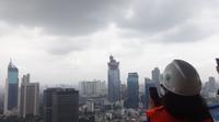 Pemandangan dari lantai 33 St. Regis, Jakarta. (dok. Liputan6.com/Adhita Diansyavira)