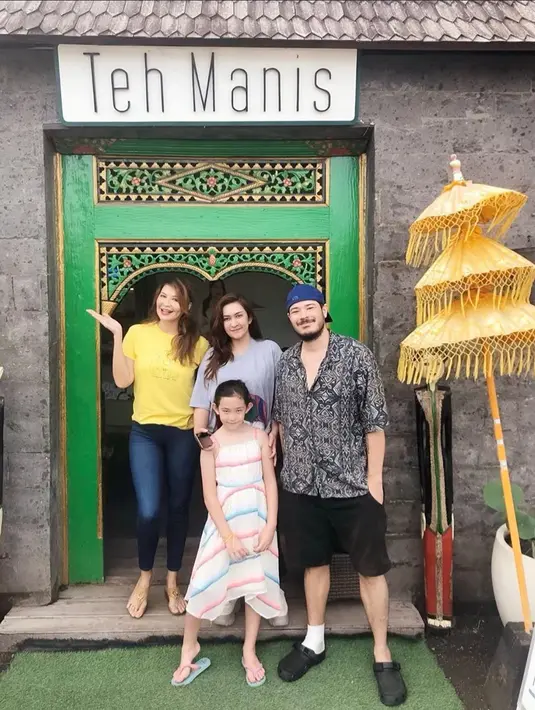 Nafa Urbach (Instagram/nafaurbach)