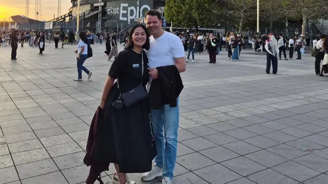 Gracia Indri Bagikan Potret Nonton Konser BIGBANG di Paris, Ditemani Suami