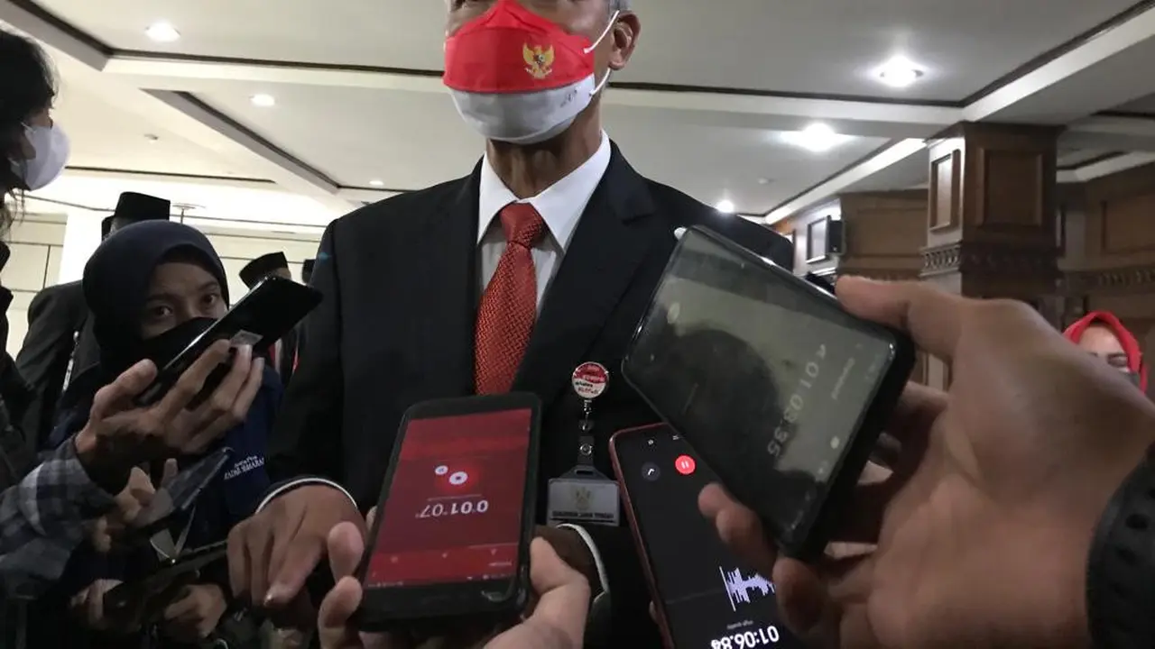 Foto Gubernur Jawa Tengah Ganjar Pranowo