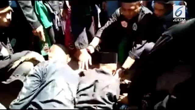 VIDEO: Atraksi Maut Dilindas Mobil, Satu Santri Tewas
