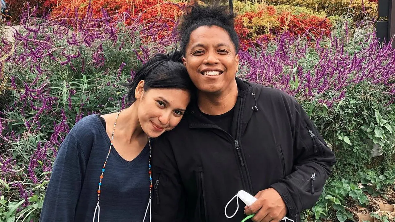 [Fimela] Arie Kriting dan Indah Permatasari