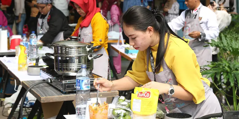 10 Koki Unjuk Kebolehan Mengolah Ikan untuk Presiden Jokowi