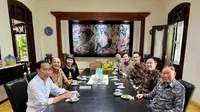 Jokowi Bertemu Pendiri Lippo Group Mochtar Riady di Solo