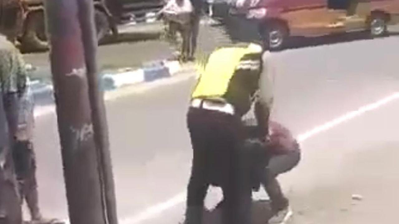Oknum Polisi Aniaya Warga