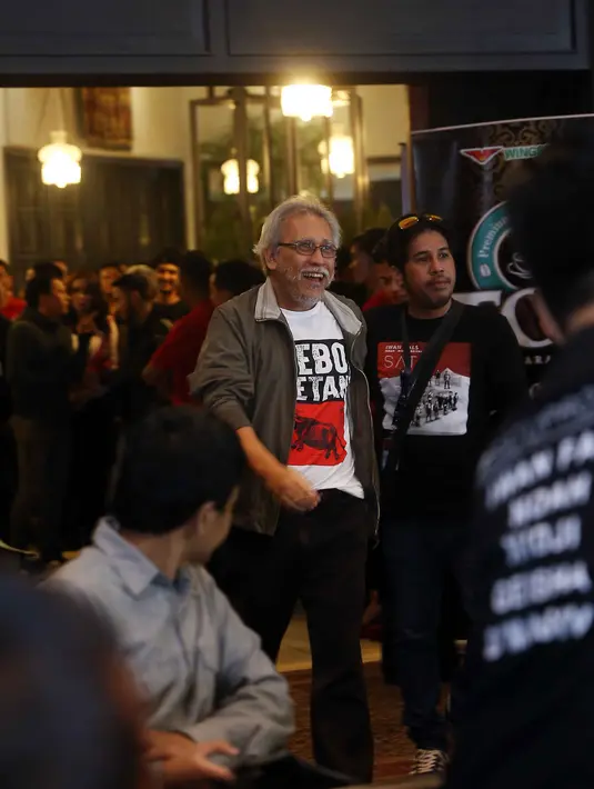 Para musisi papan atas, Iwan Fals beserta empat grup band lainnya akan berkolaborasi bersama. (Nurwahyunan/Bintang.com)